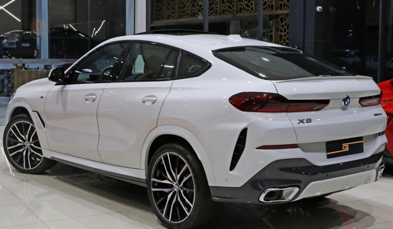 
								BMW X6 cheio									