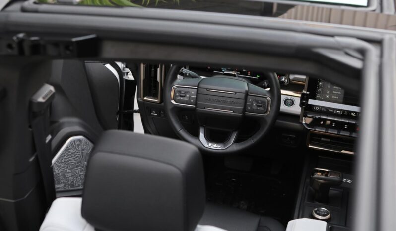 
								GMC HUMMER cheio									