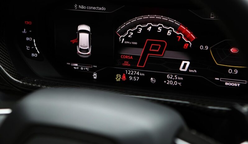 
								LAMBORGHINI URUS cheio									