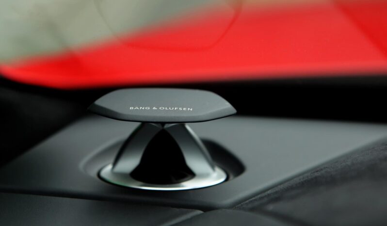 
								LAMBORGHINI URUS cheio									
