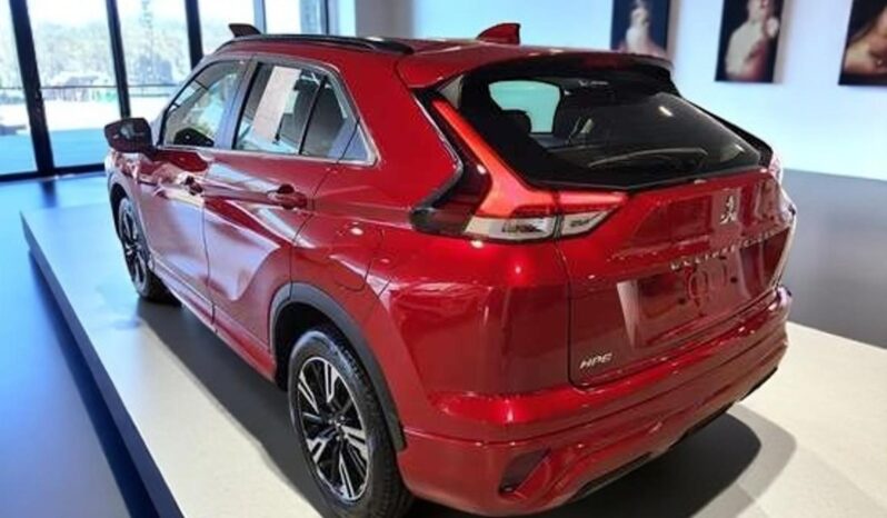 
								MITSUBISHI ECLIPSE CROSS cheio									