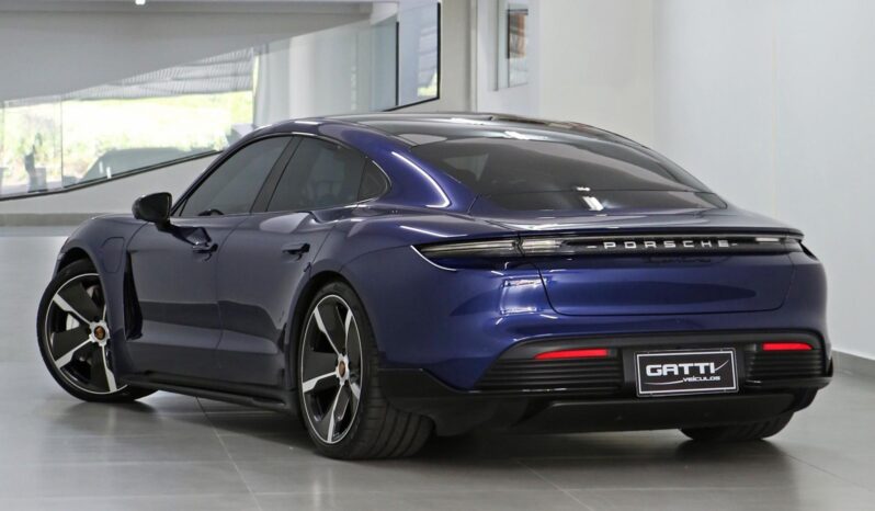 
								PORSCHE TAYCAN cheio									