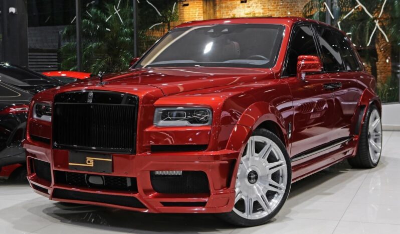 
								ROLLS-ROYCE CULLINAN cheio									