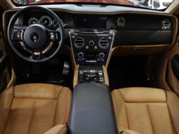 
										ROLLS-ROYCE CULLINAN cheio									