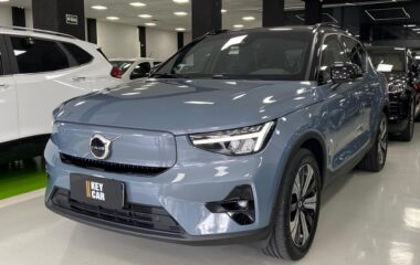 VOLVO XC40 P6 RECHARGE ELECTRIC PLUS AWD