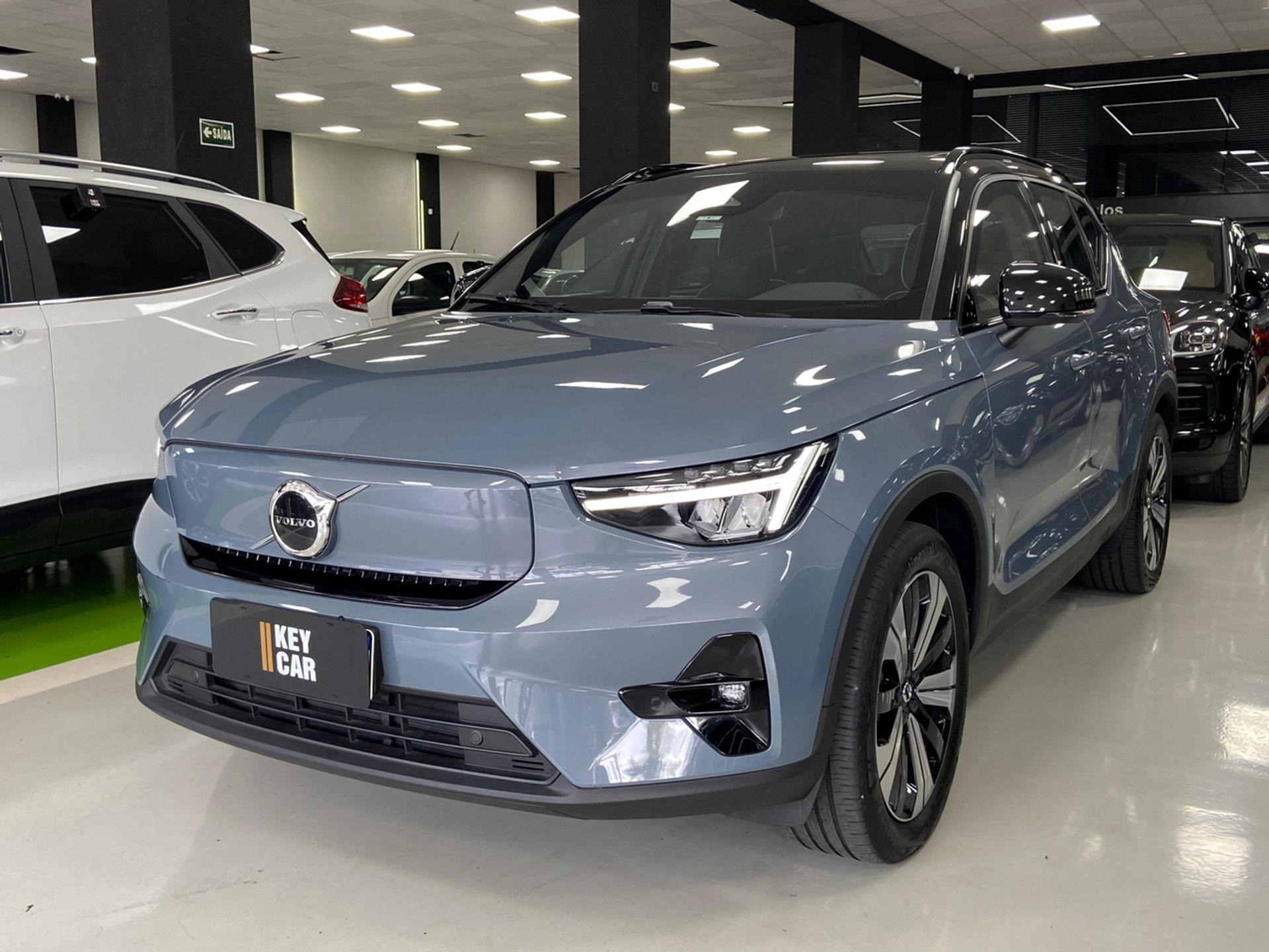 VOLVO XC40 P6 RECHARGE ELECTRIC PLUS AWD
