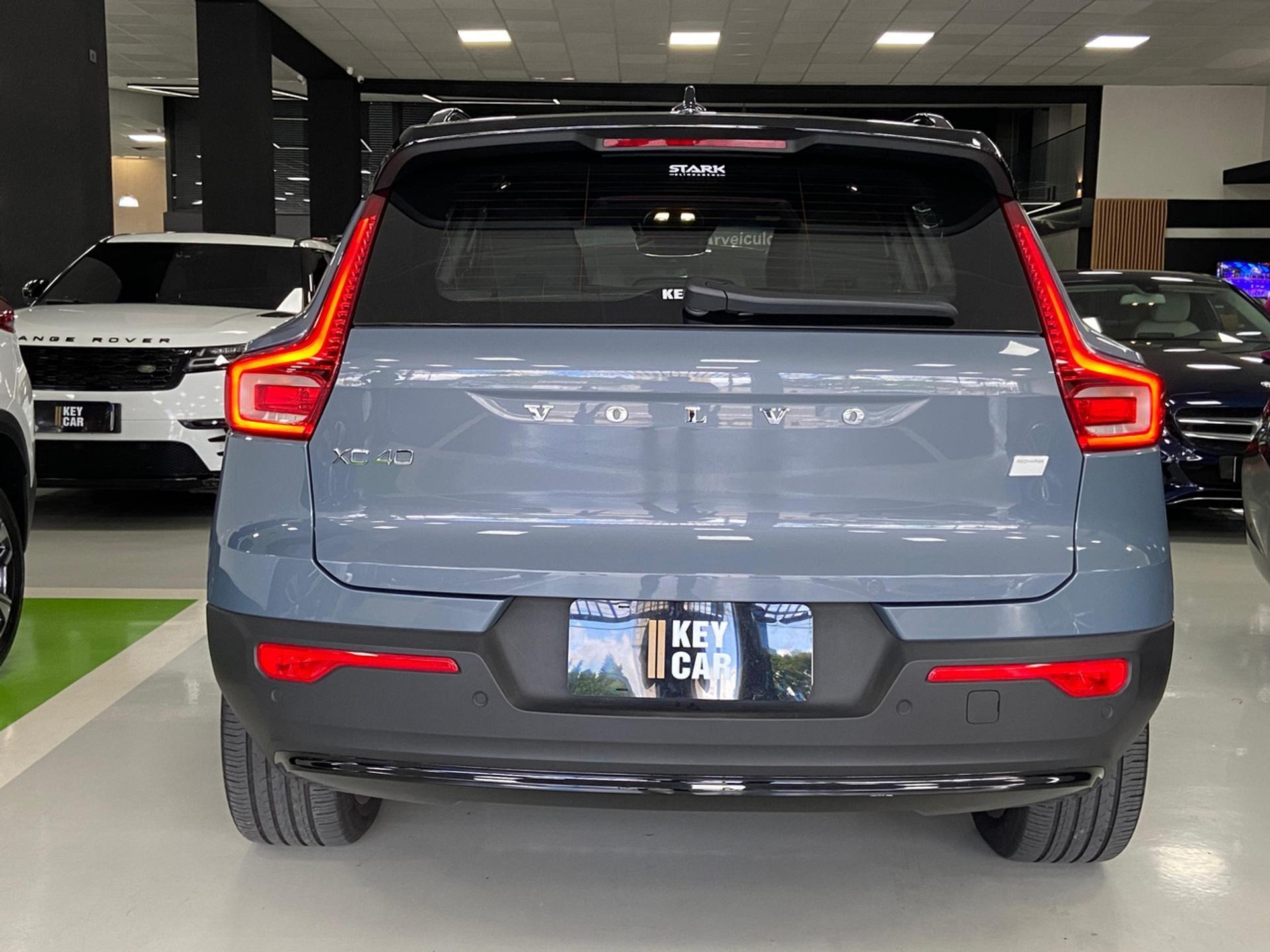 VOLVO XC40 P6 RECHARGE ELECTRIC PLUS AWD